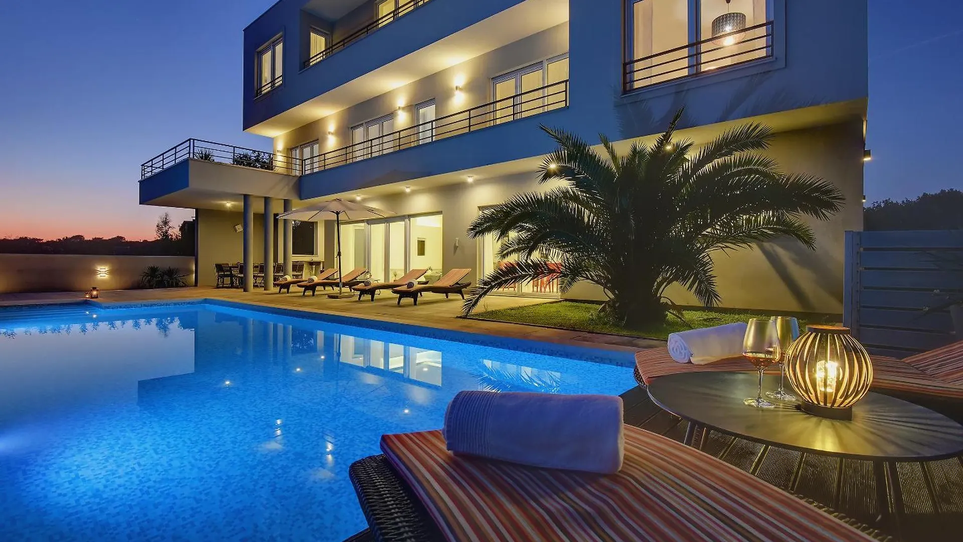 Chillax Inn Medulin Villa